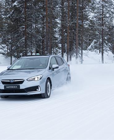 SUBARU-IMPREZA-22